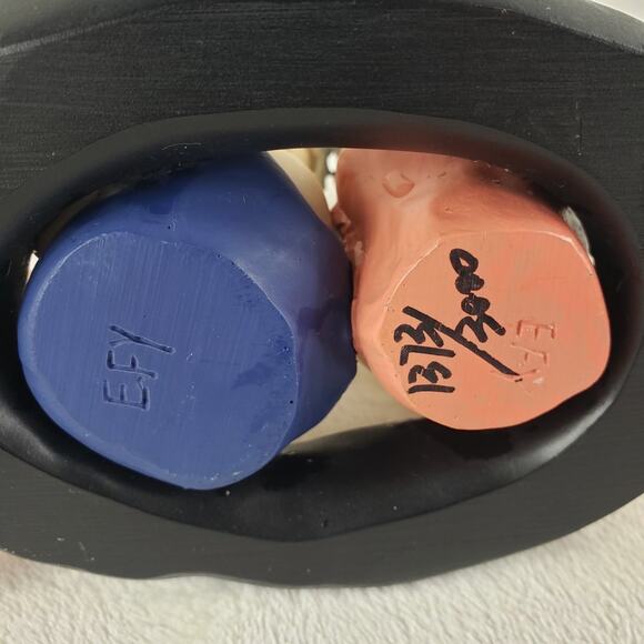 EFY Resin Figurine Senior Couple Summer Beach Fun Inner Tube 1373/3000 - Picture 6 of 8